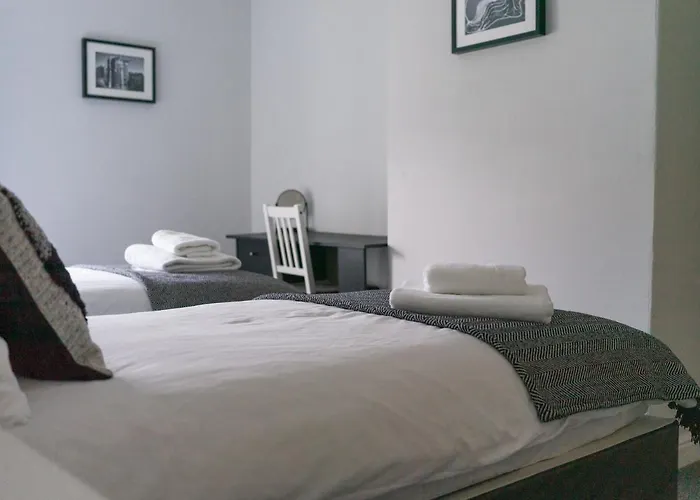Chestnut House- 2 Bedroom House In Ashington, Northumberland