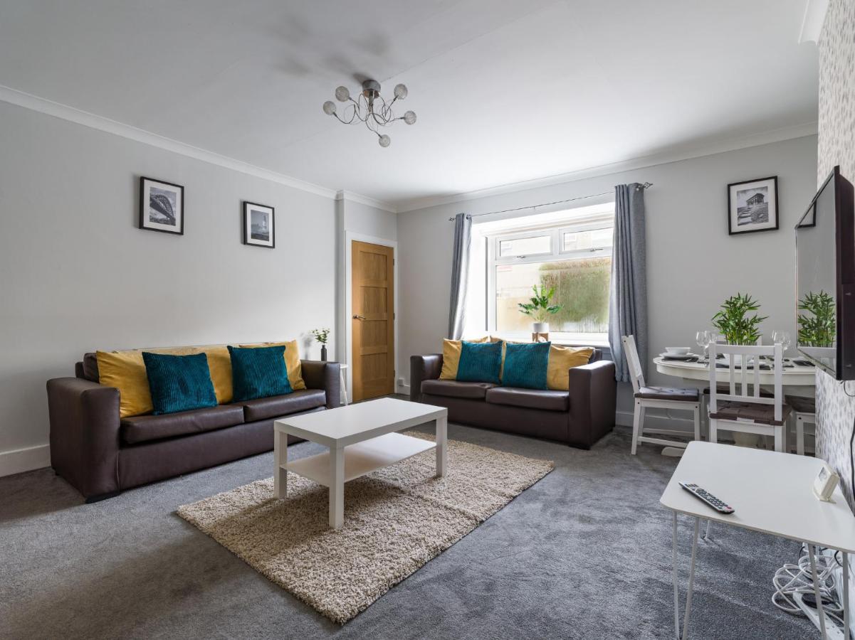 Chestnut House- 2 Bedroom House In Ashington, Northumberland *